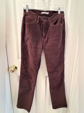 Levi’s Corduroy Straight-Leg Pants in Deep Brown